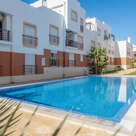 Cozy 2 Bdr Flat In W/ Pool By Lovelystay * カバナス・デ・タビラ